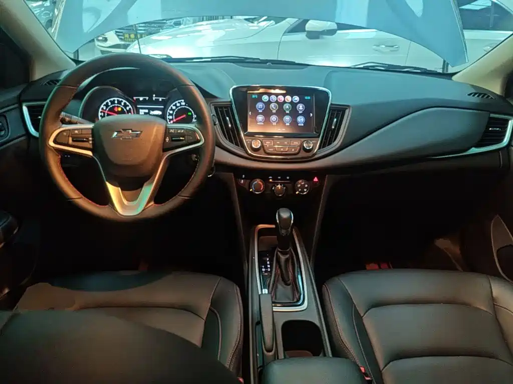 Chevrolet Monza — миниатюра 10