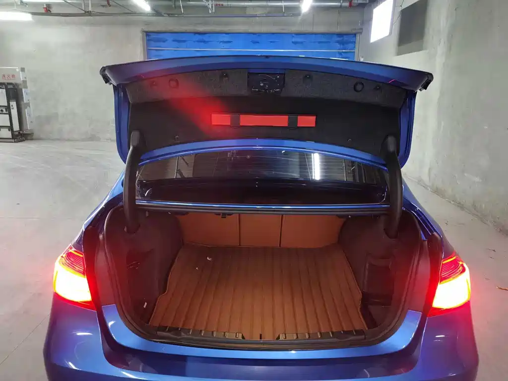 BMW 3 Series — миниатюра 16