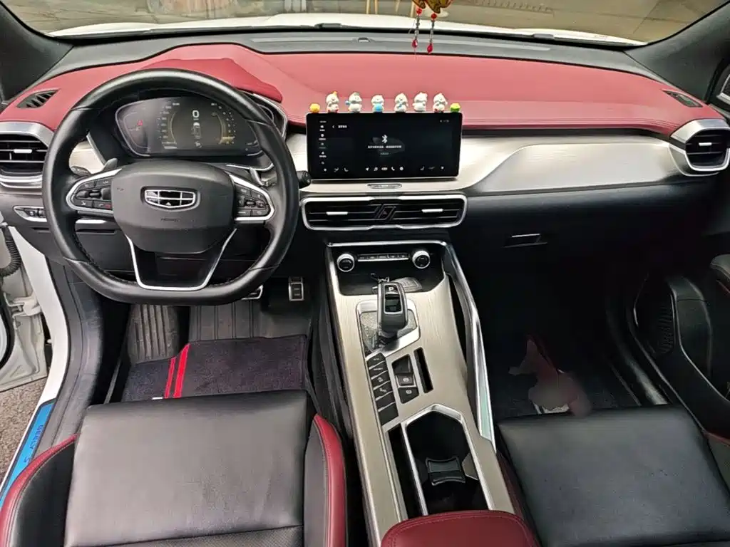 Geely Binyue — миниатюра 10