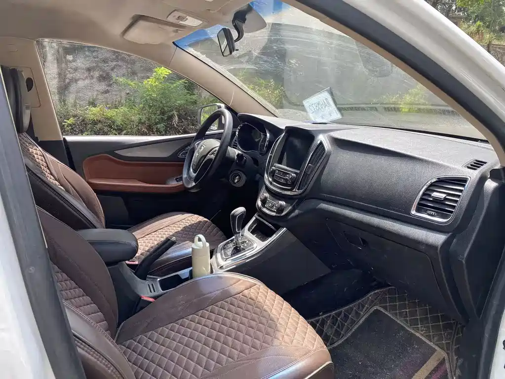Baojun 560 — миниатюра 3