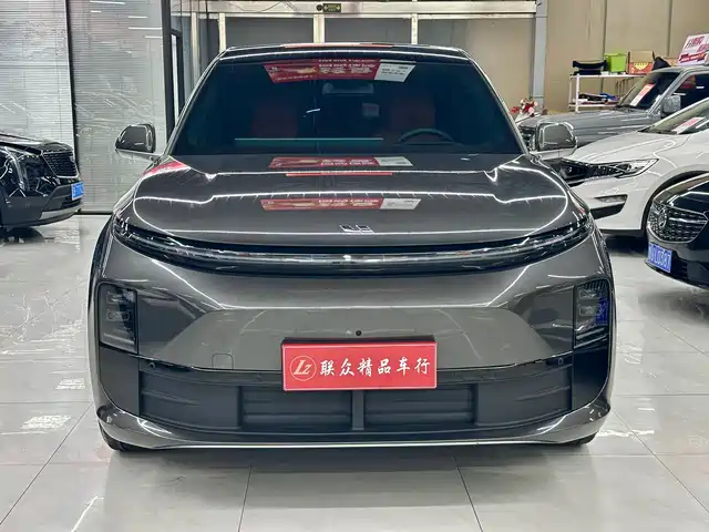 Li Auto L6