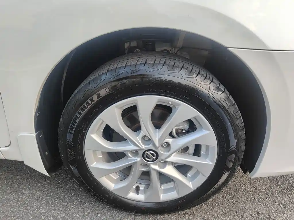 Nissan Sylphy — миниатюра 15