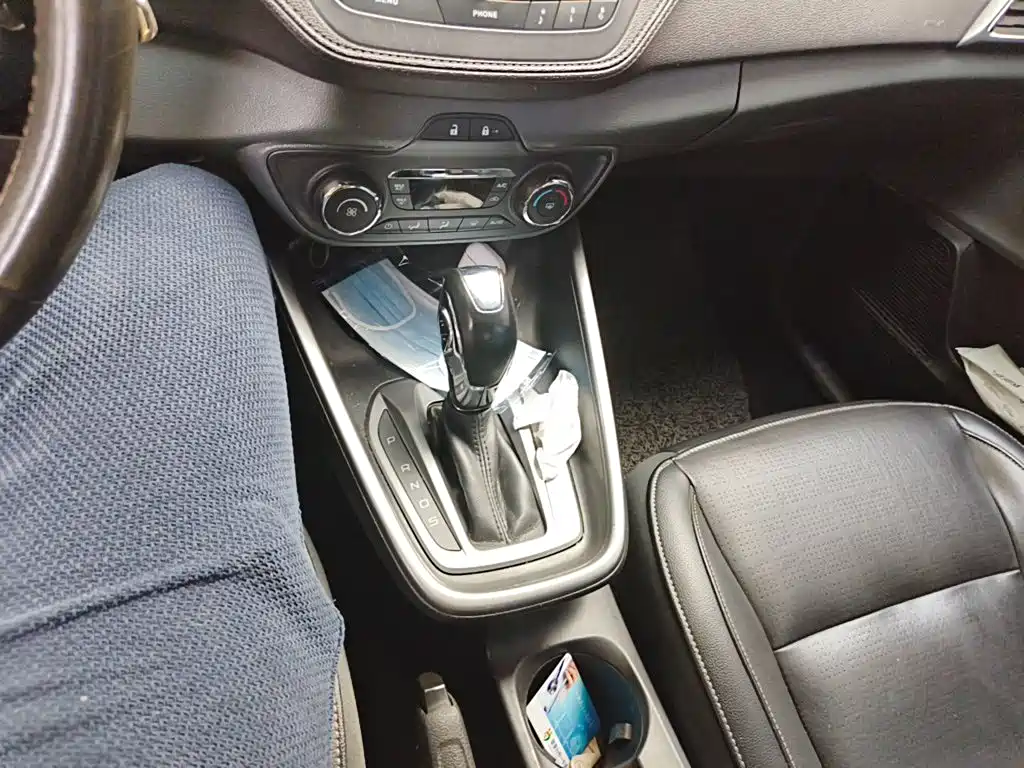 Ford Escort — миниатюра 11