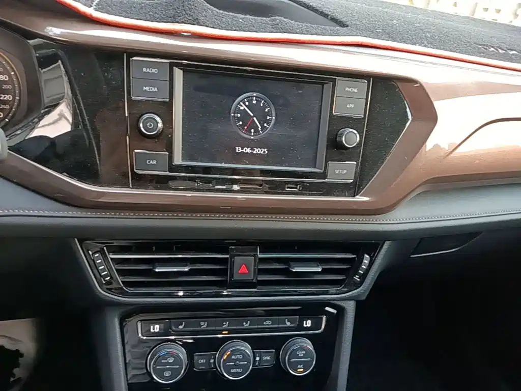 Volkswagen Tharu — миниатюра 13