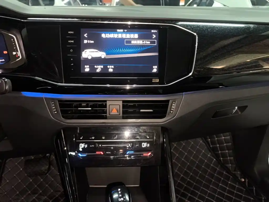 Volkswagen 探岳 GTE — миниатюра 13