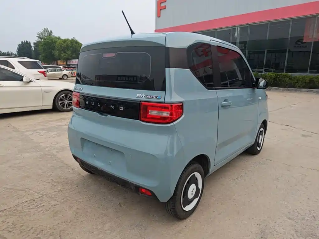 Wuling MINIEV — миниатюра 7