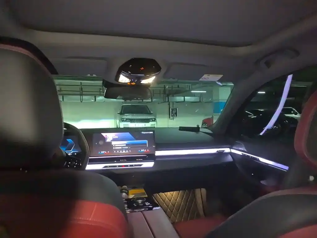 BMW i5 — миниатюра 14