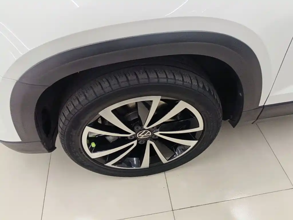 Volkswagen Tharu — миниатюра 23