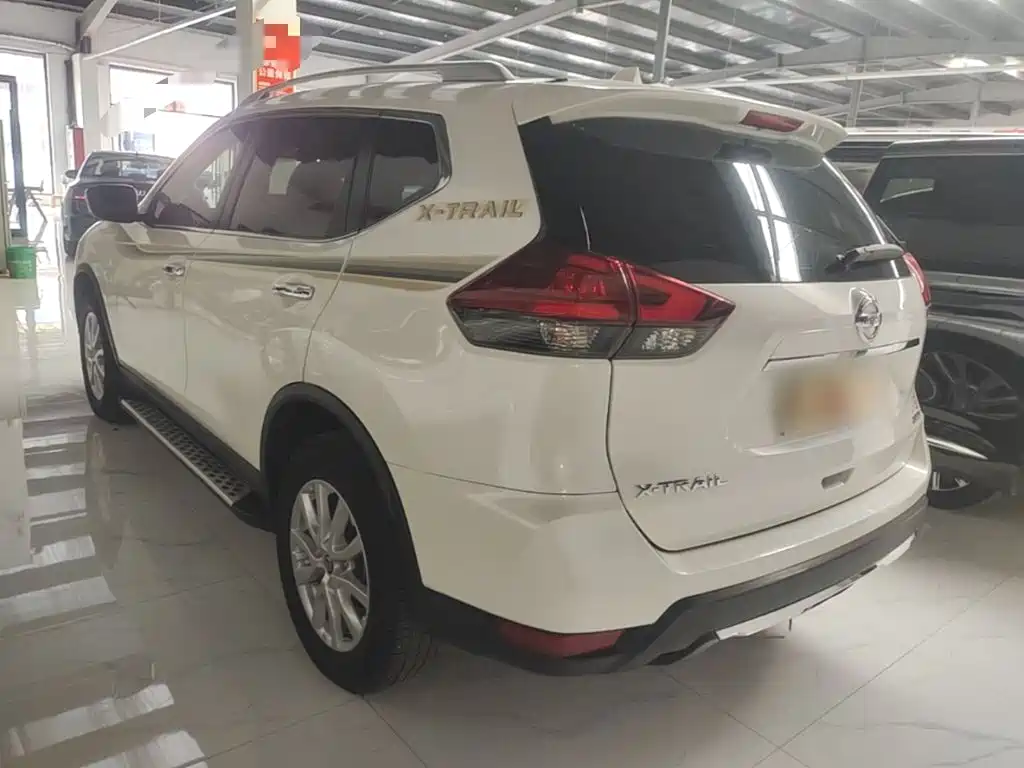 Nissan X-Trail — миниатюра 5