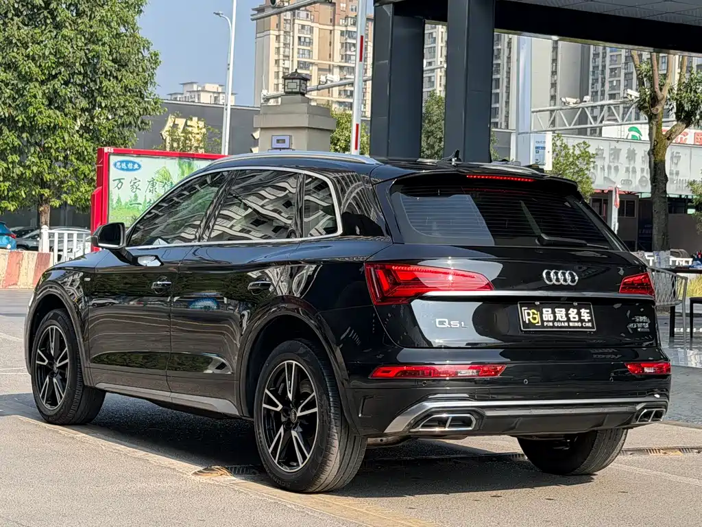 Audi Q5L — миниатюра 7