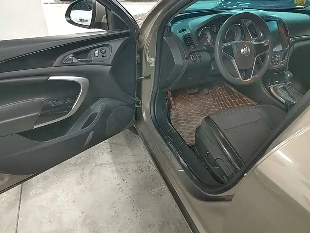 Buick Regal — миниатюра 16
