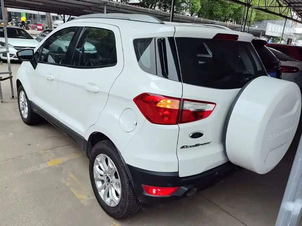 Ford EcoSport 2013 1.5L AT Luxury