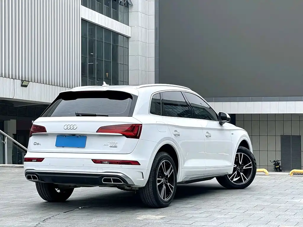 Audi Q5L — миниатюра 6