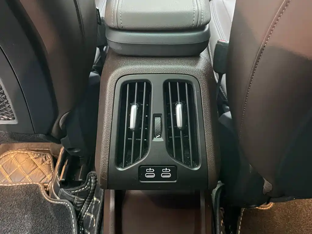 BMW X1 — миниатюра 11