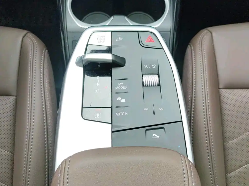 BMW X1 2025 sDrive25Li X