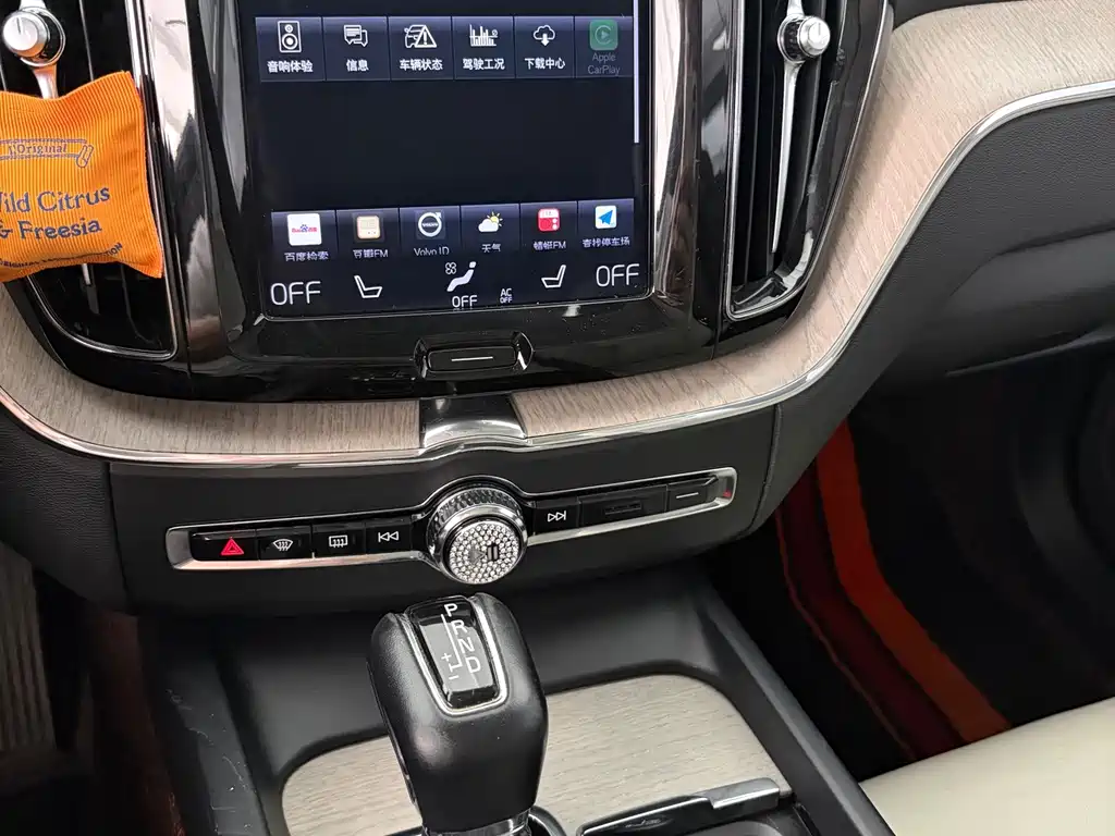 Volvo XC60 — миниатюра 9