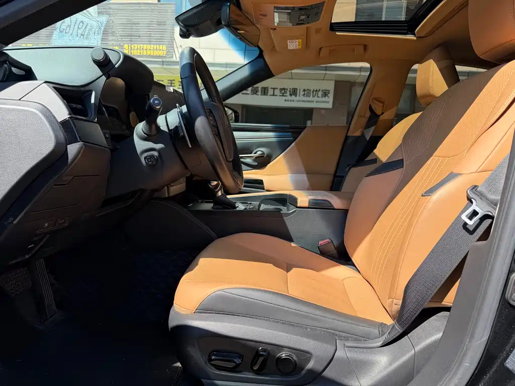Lexus ES — миниатюра 3