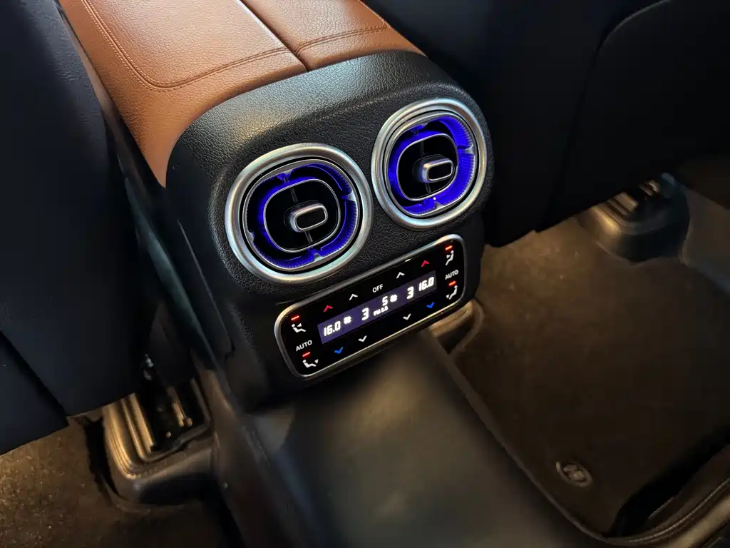 Mercedes-Benz GLC — миниатюра 17