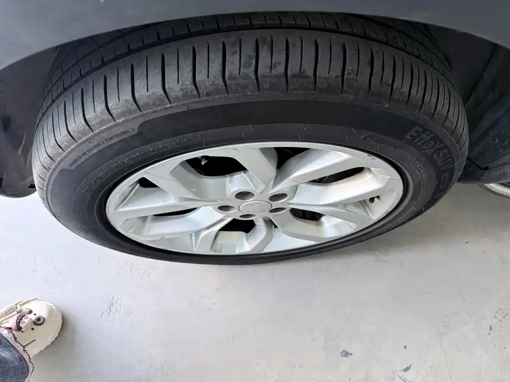 Land Rover Discovery Sport — миниатюра 6