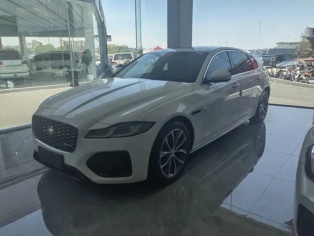 Jaguar XFL 2023
