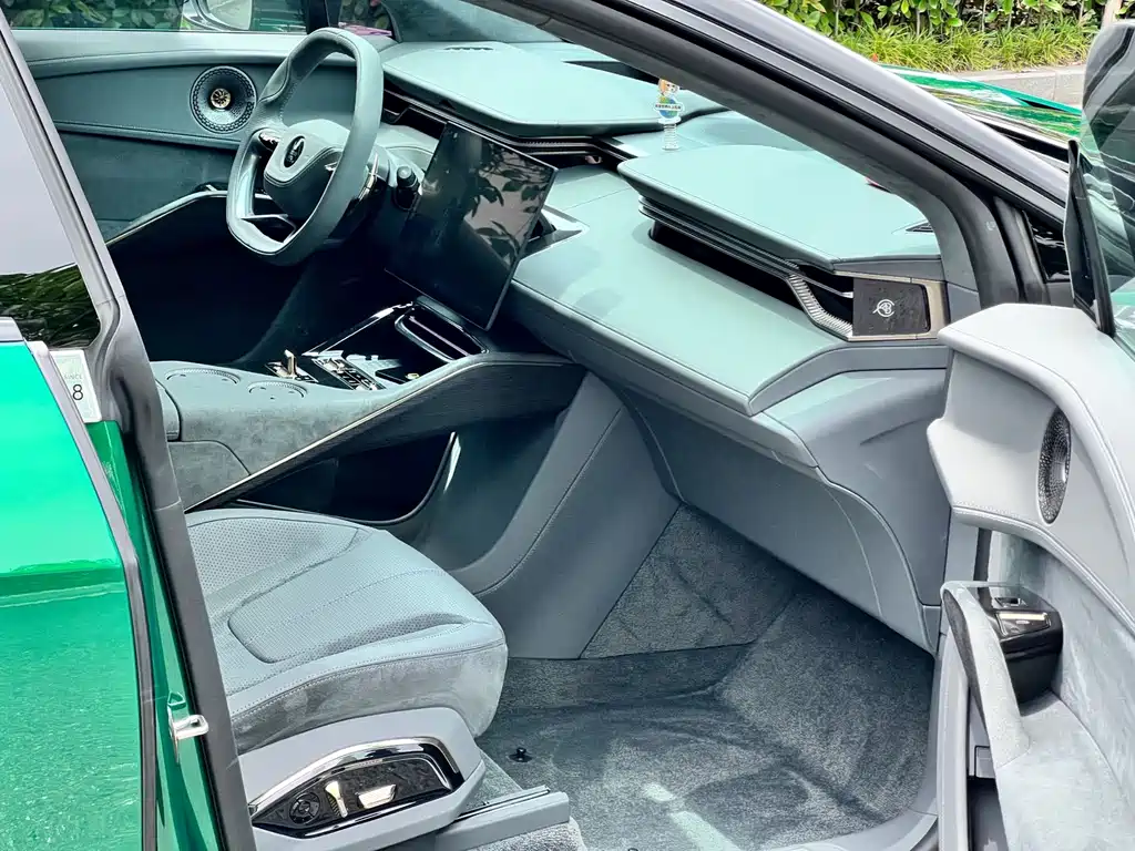 Lotus Eletre 2024 ELETRE L+