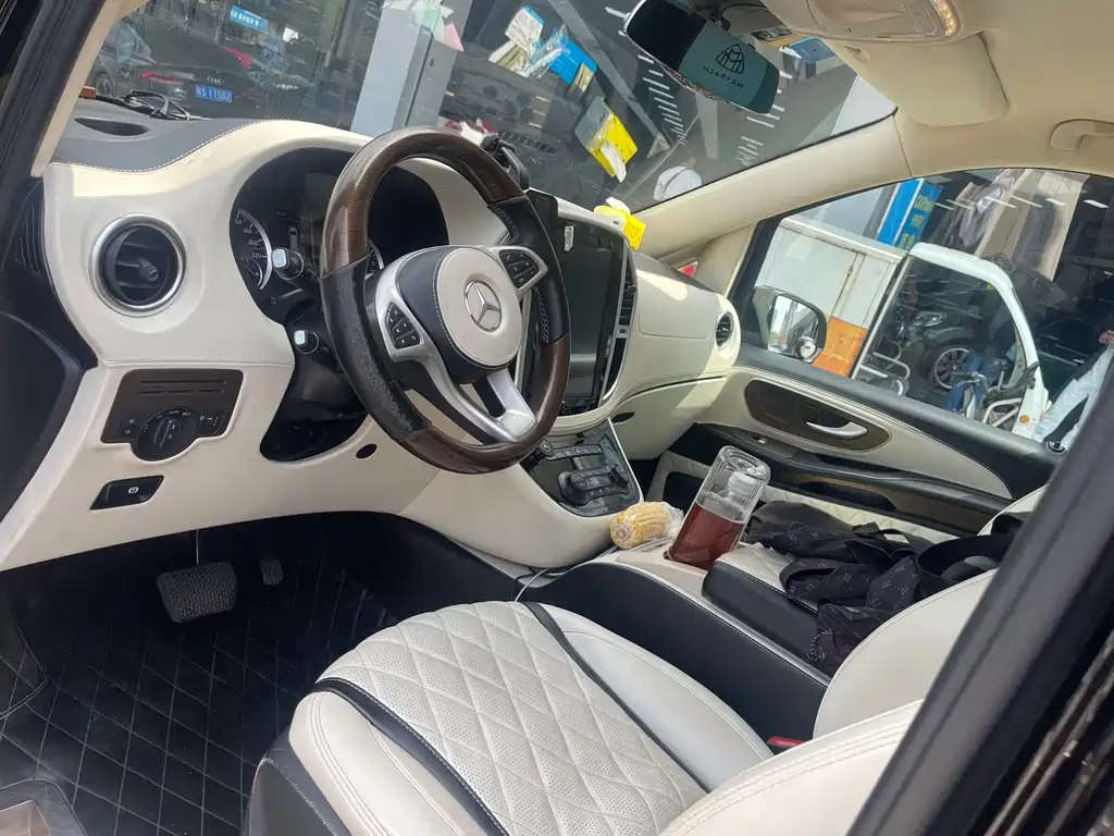 Mercedes-Benz Vito 2019 2.0T AT