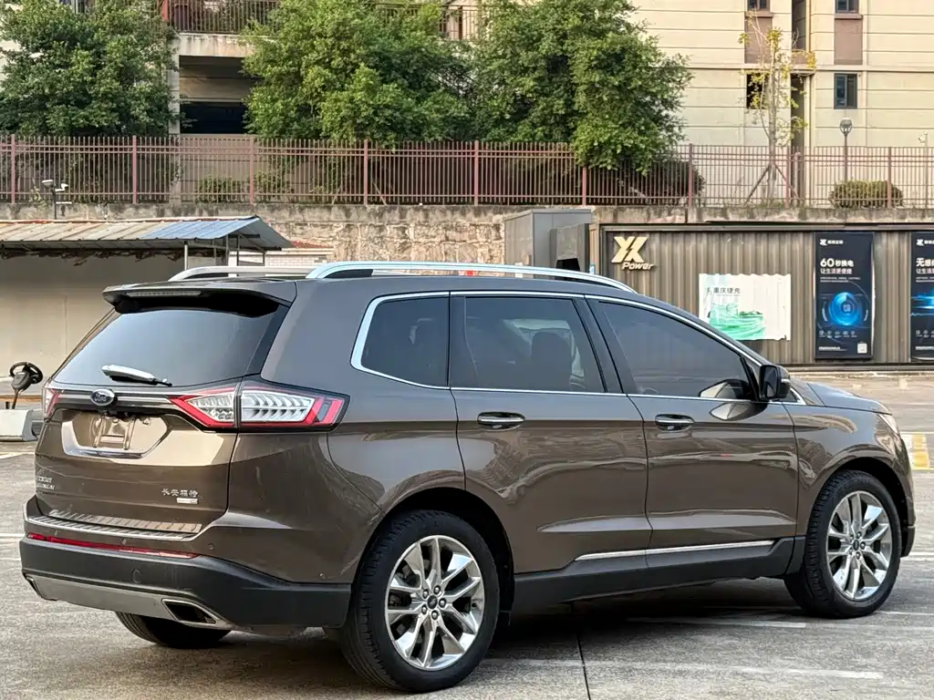 Ford Edge — миниатюра 4