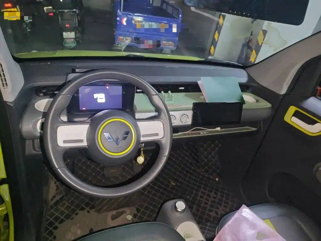 Wuling MINIEV — миниатюра 10