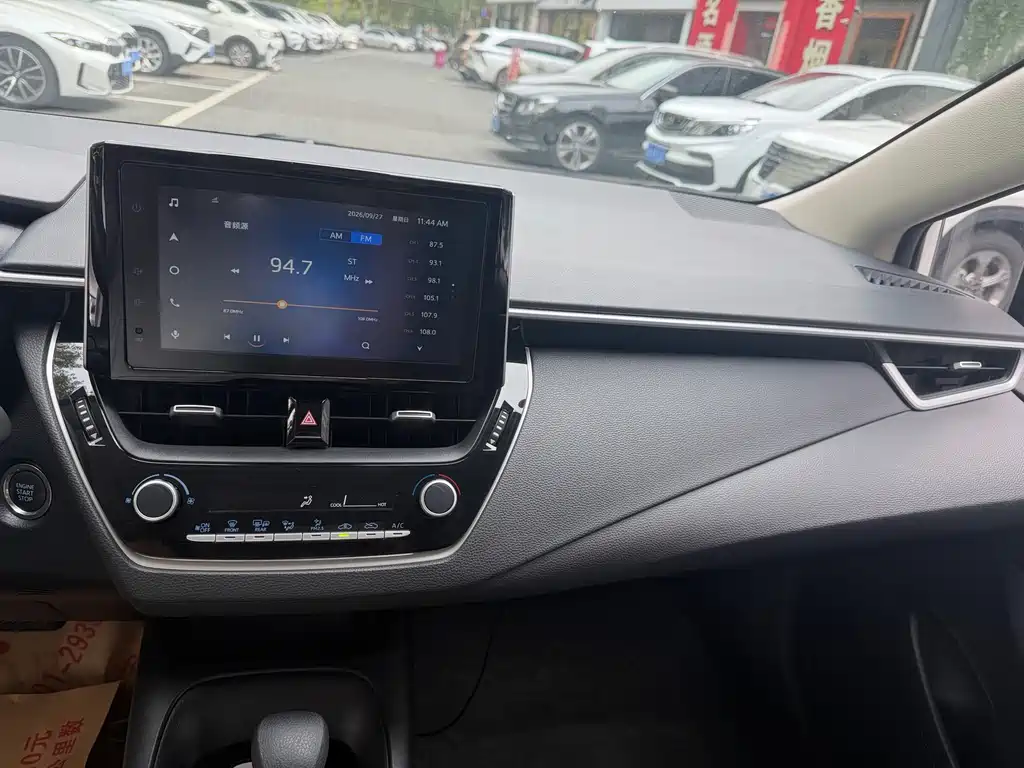 Toyota Corolla — миниатюра 14