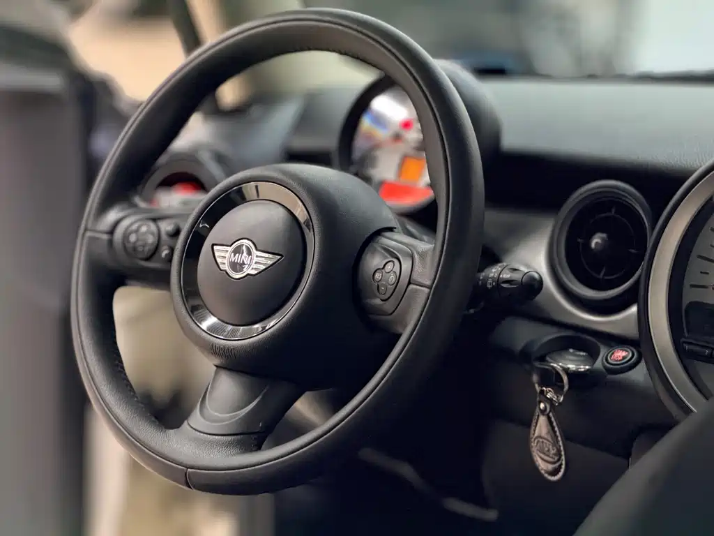 MINI Mini Clubman — миниатюра 18