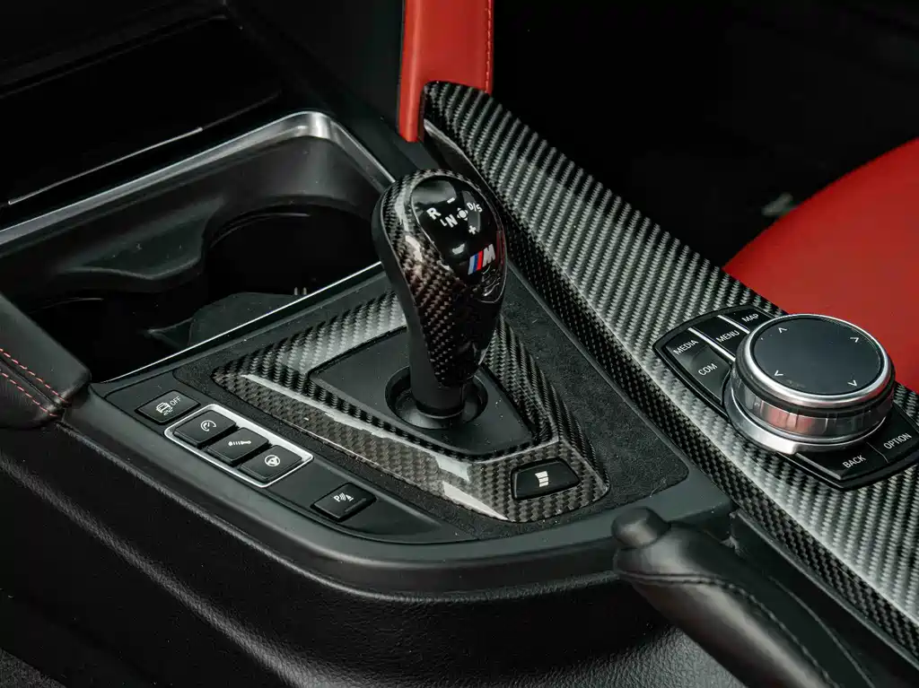 BMW M4 — миниатюра 16