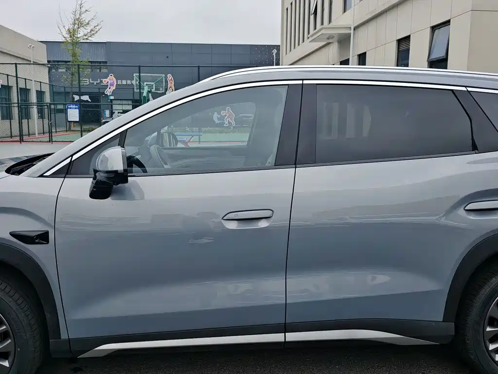 BYD Song Ultra — миниатюра 19