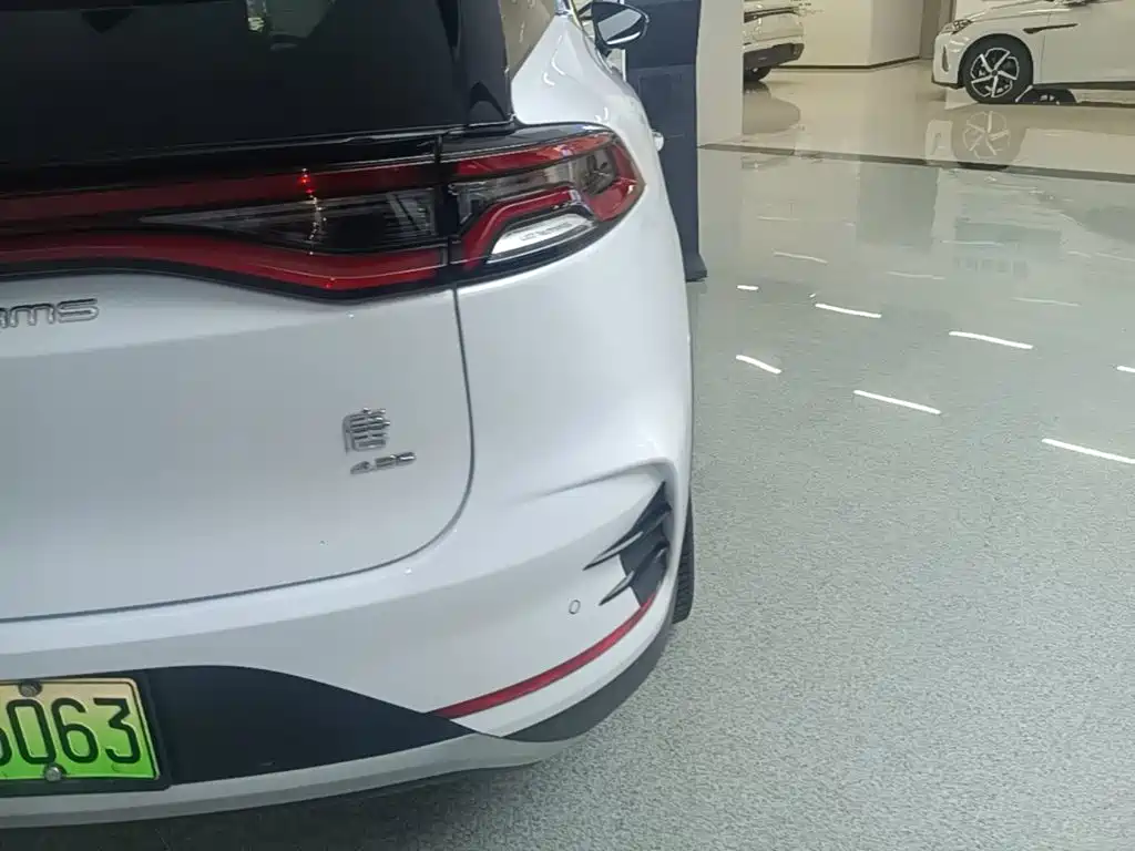 BYD Tang New Energy — миниатюра 8
