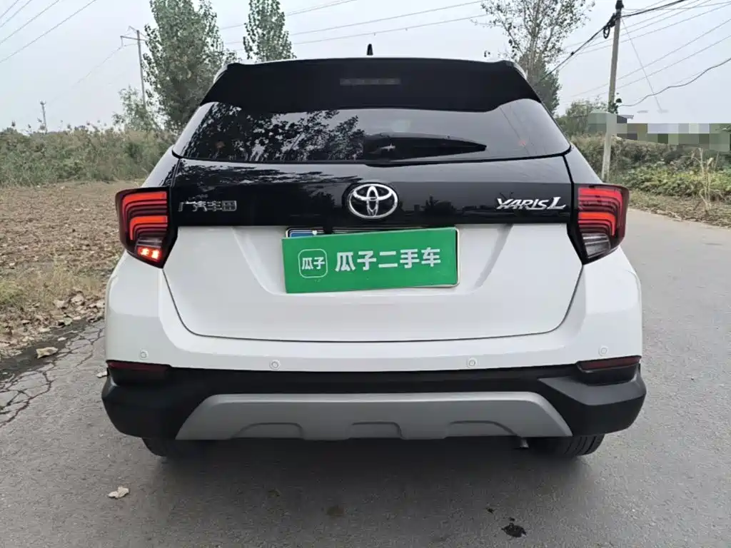 Toyota Yaris L — миниатюра 6