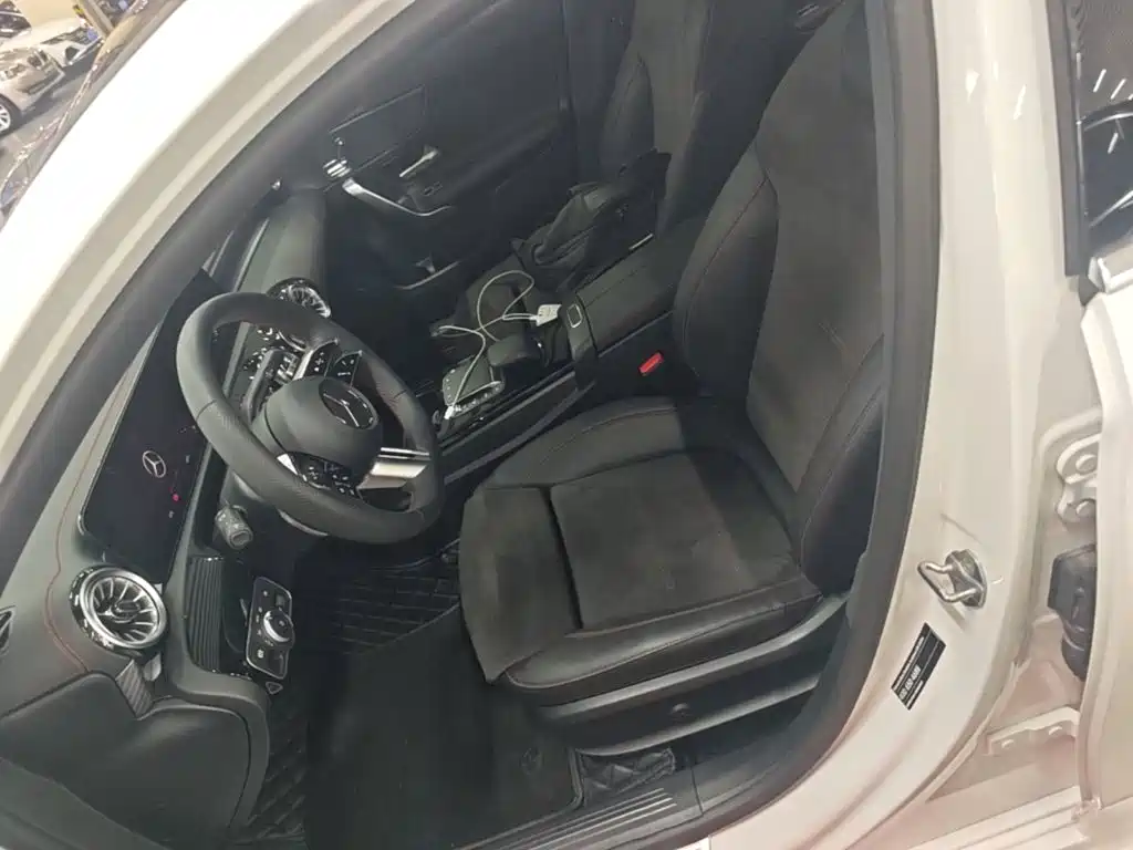 Mercedes-Benz A-Class — миниатюра 15