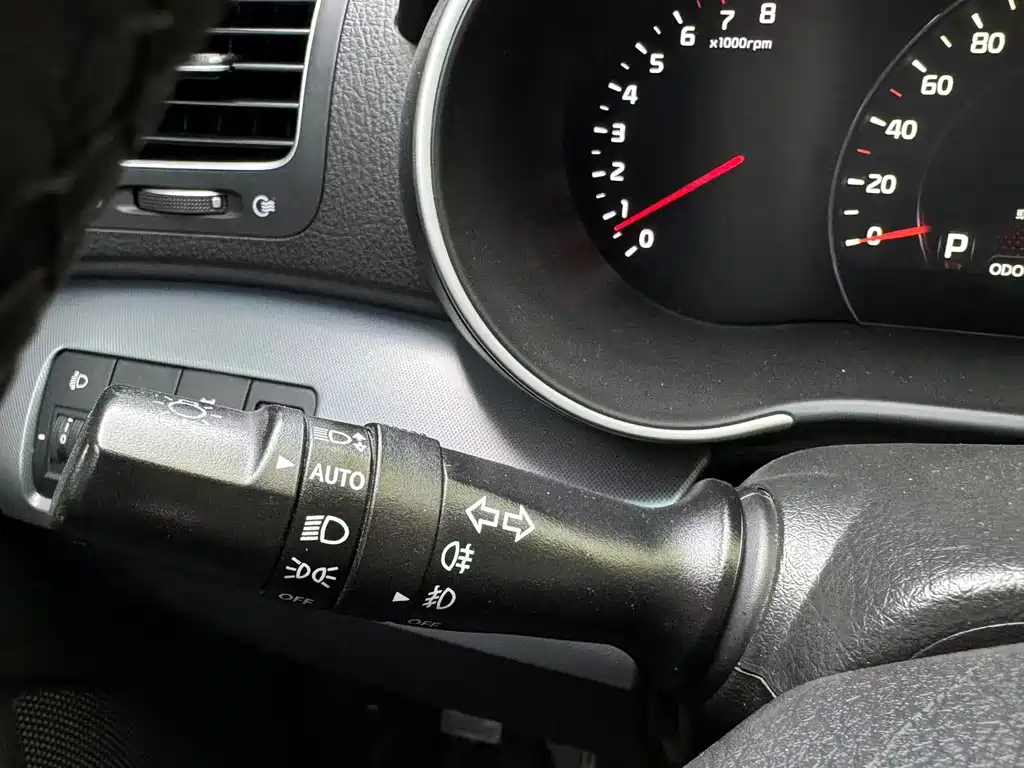 Kia Sorento 2.4L 5 seats Gasoline Luxury Edition, фото 11