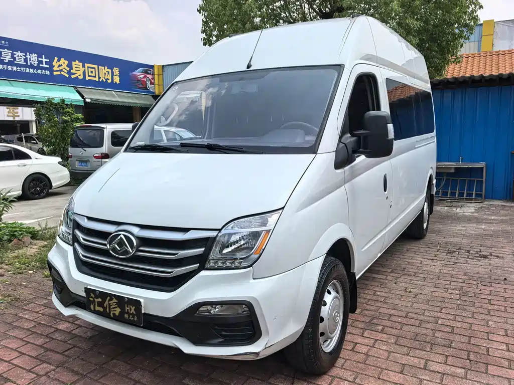 Maxus V80 2024