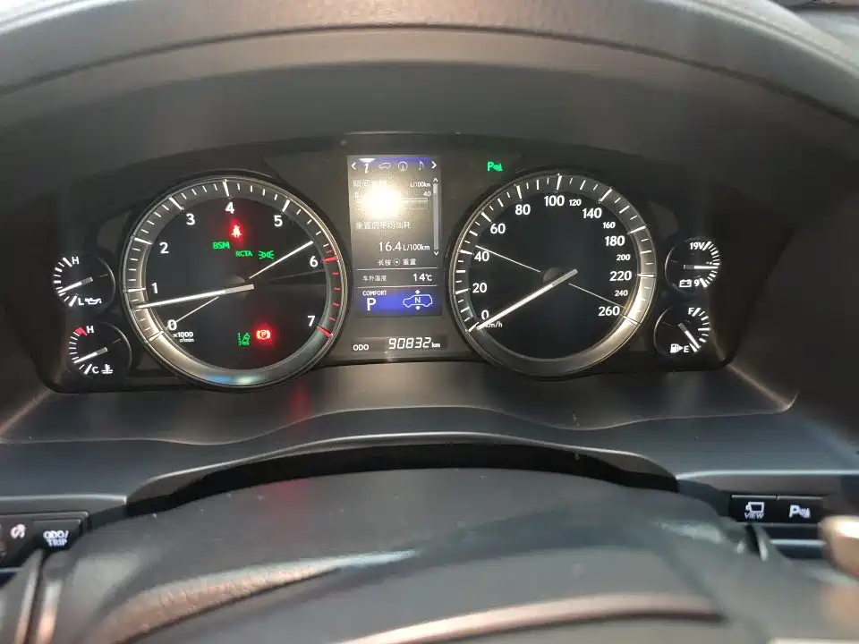 Lexus LX — миниатюра 4