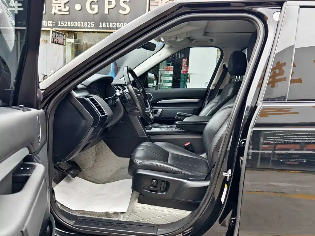 Land Rover Discovery — миниатюра 6