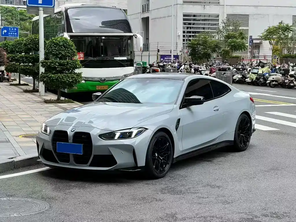 BMW M4
