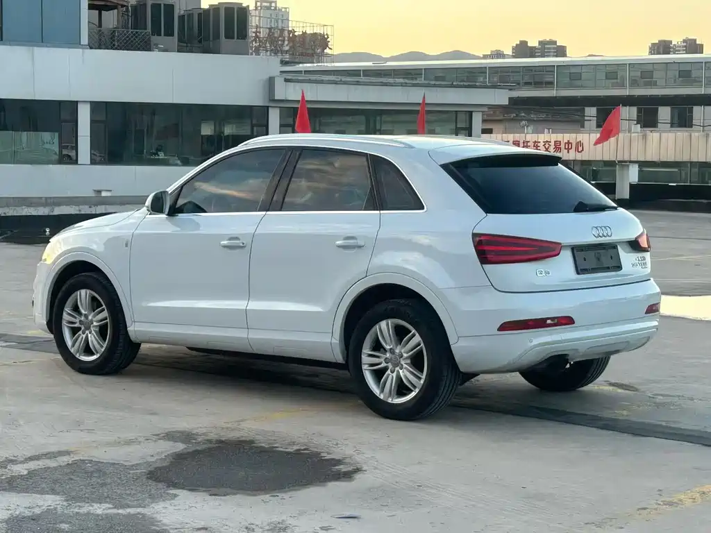 Audi Q3 — миниатюра 9