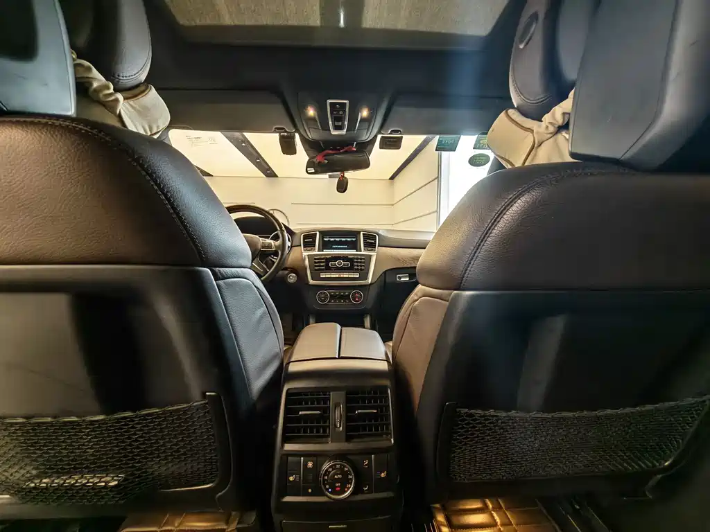 Mercedes-Benz GL-Class — миниатюра 9