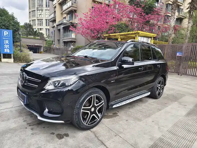 MERCEDES-BENZ GLE