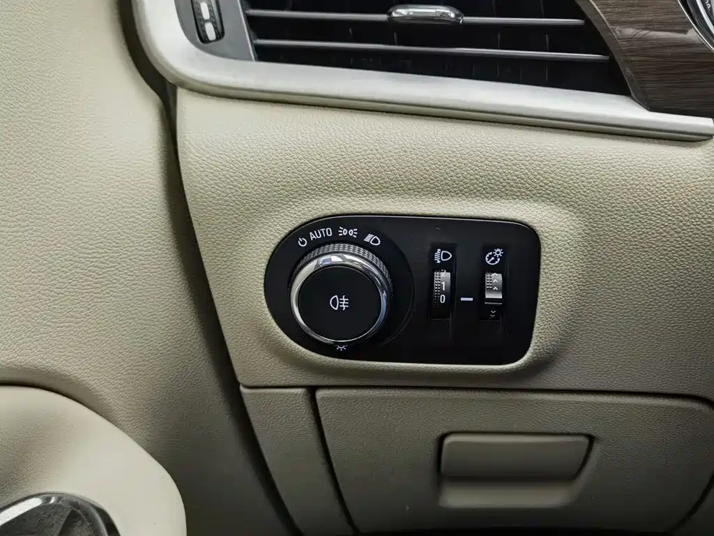 Buick Verano — миниатюра 21