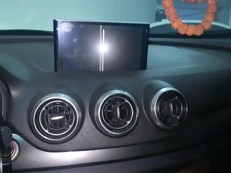 WEI PAI WEI BRAND VV7