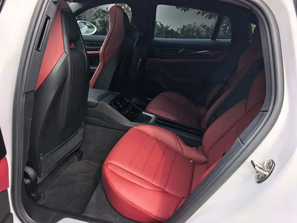 Porsche Panamera — миниатюра 5