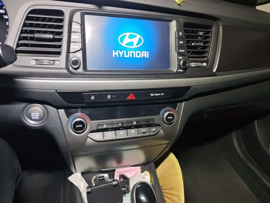 Hyundai Mistra — миниатюра 9