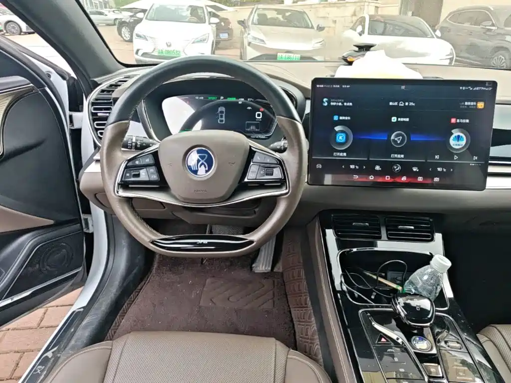 BYD Han — миниатюра 11