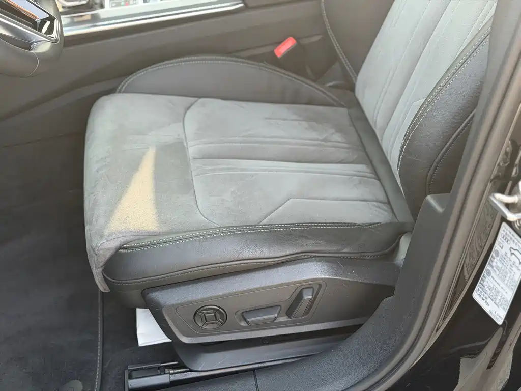 Audi A6L — миниатюра 9