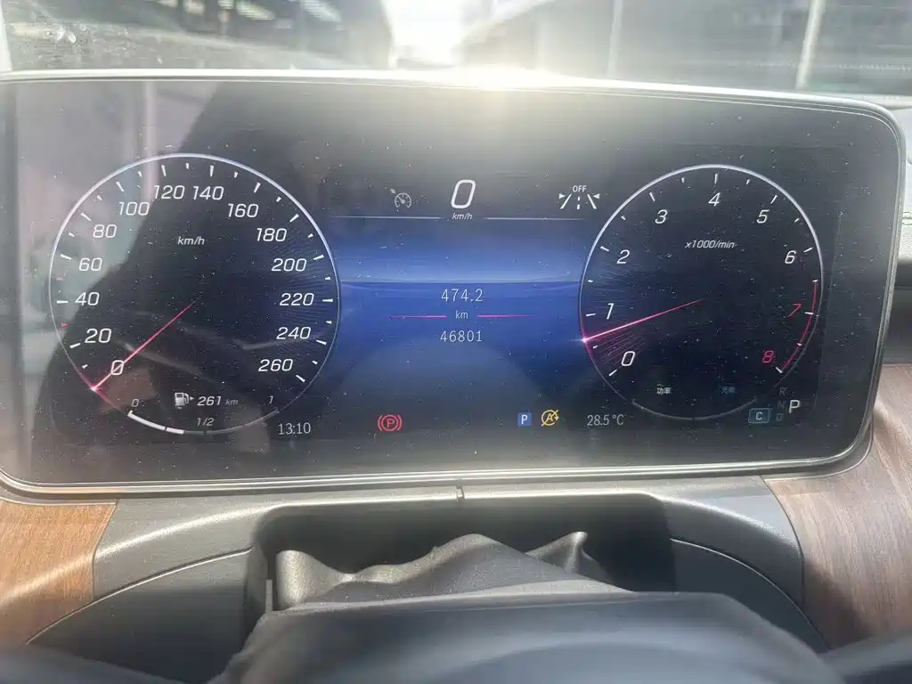 Mercedes-Benz C-Class — миниатюра 5
